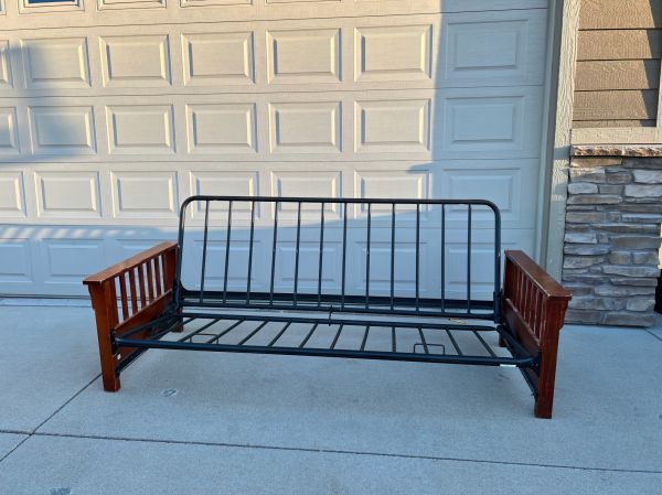Porch Furniture Disposal in Charleston